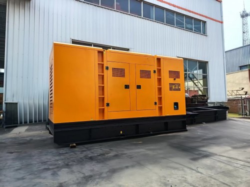 康明斯400KW静音箱式柴油发电机组